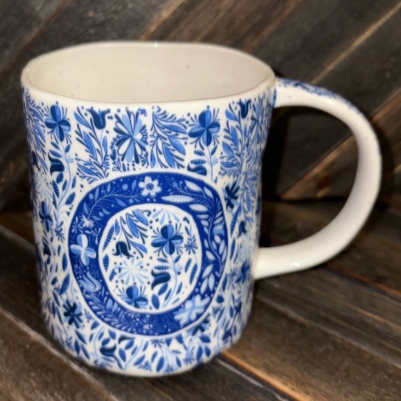 Anthropologie Folksong Monogram Mug Letter O - NEW - Picture 6 of 10